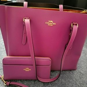 Coach Tote
